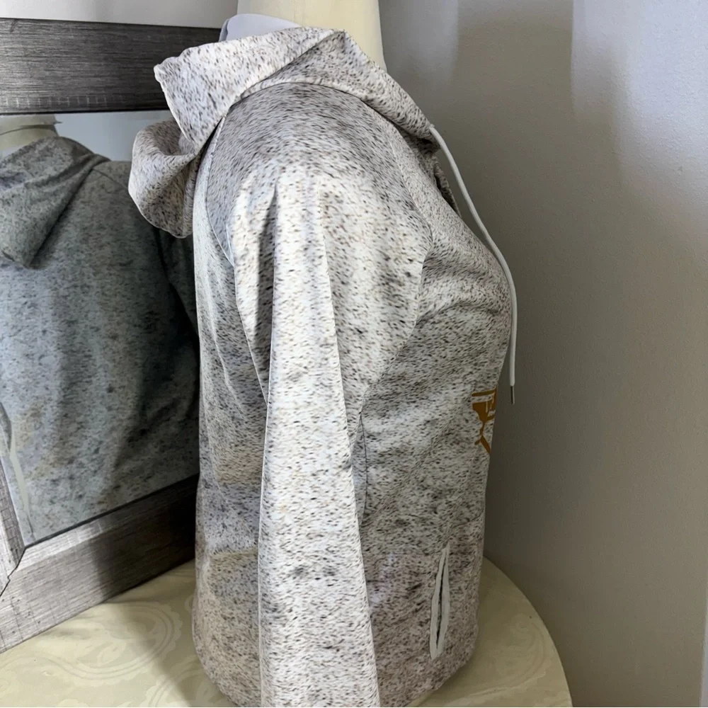 Source Unknown Gray Sweater with Vintage Logo